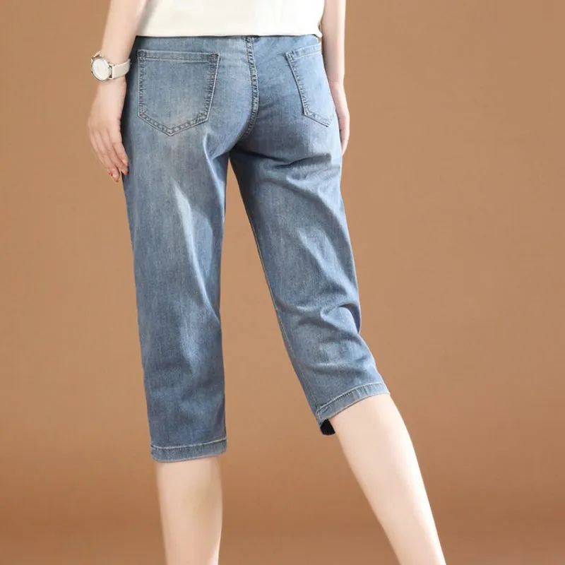 Below The Knee Everyday Basics Mom Jeans