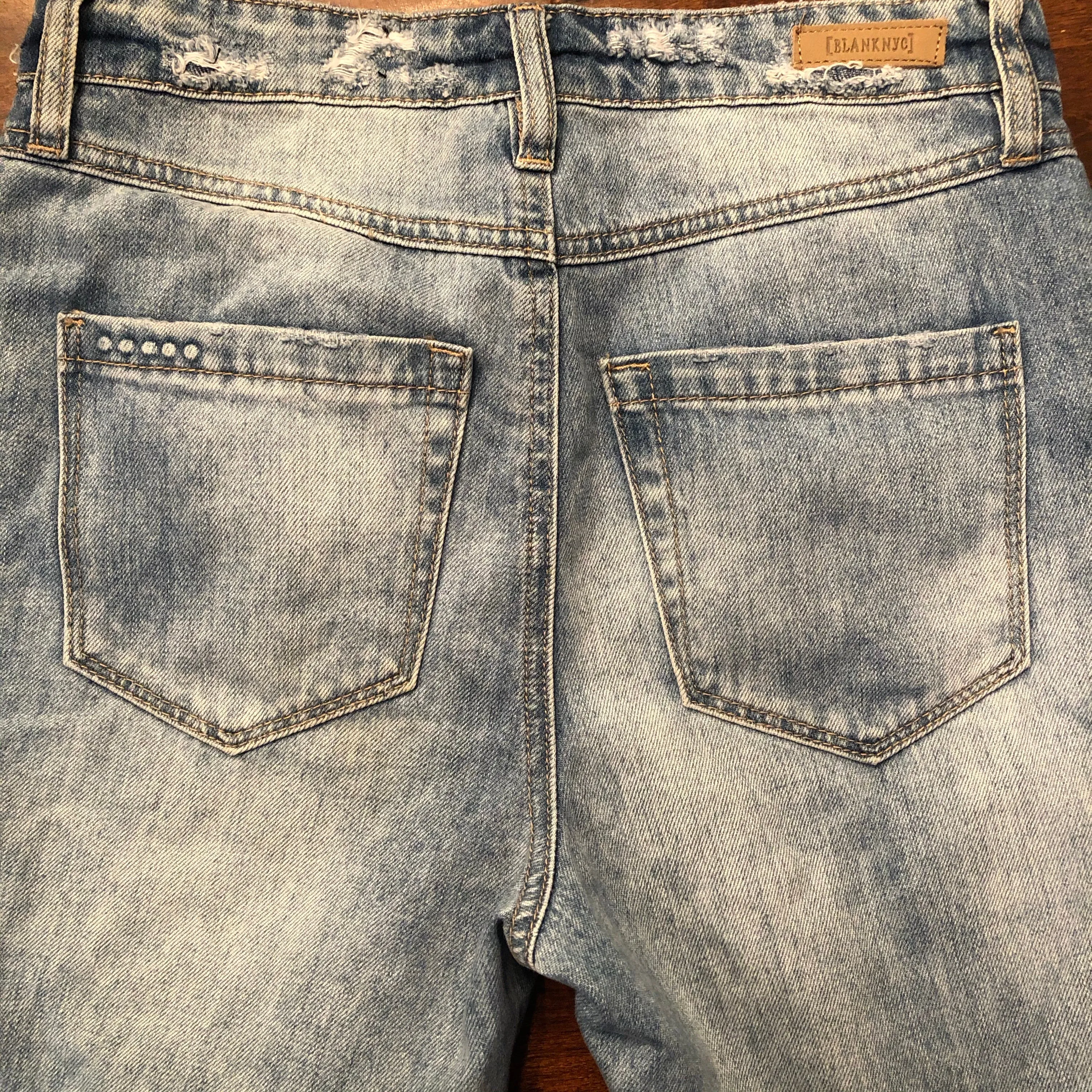 BLANKNYC The Rivington Distressed Jeans- Size 26 (Inseam 26.5”)