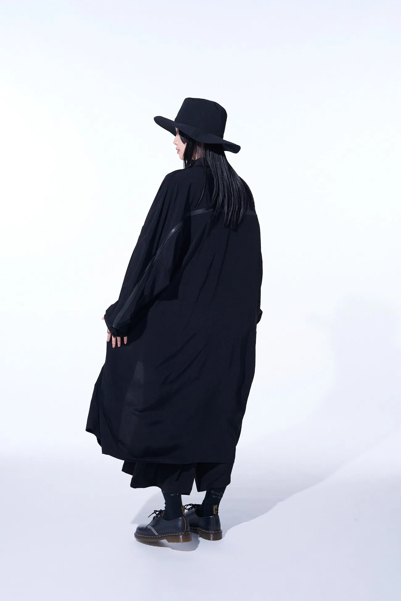 CREPE DE CHINE BACK YOKE ZIP COAT