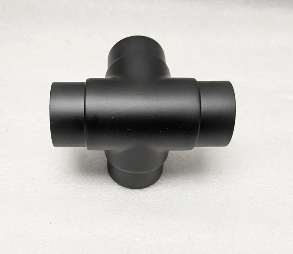 Flush Side Outlet Tee for 2" Tubing