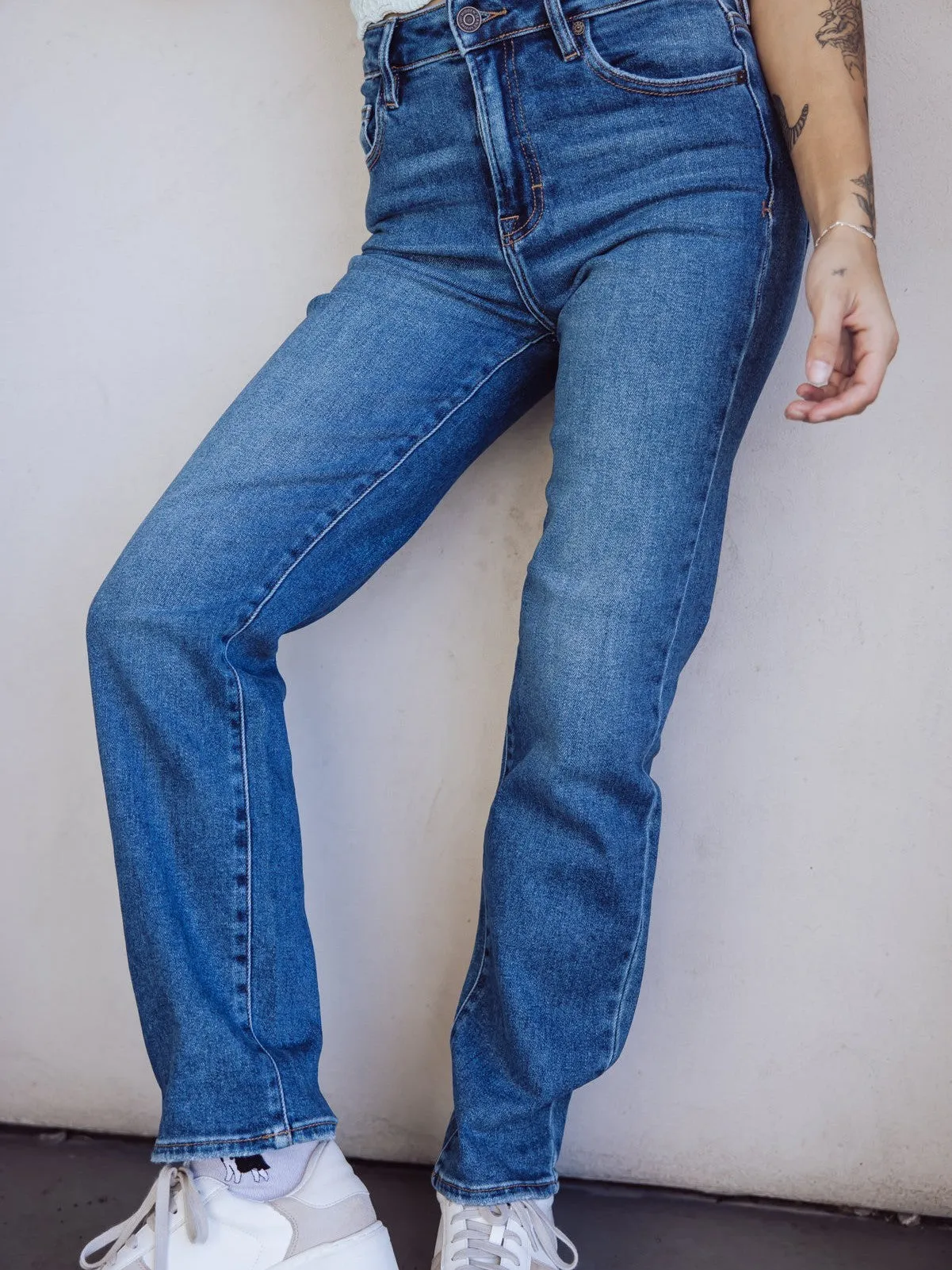 Hidden Jeans Tracey High Rise Straight Jean - Medium Dark