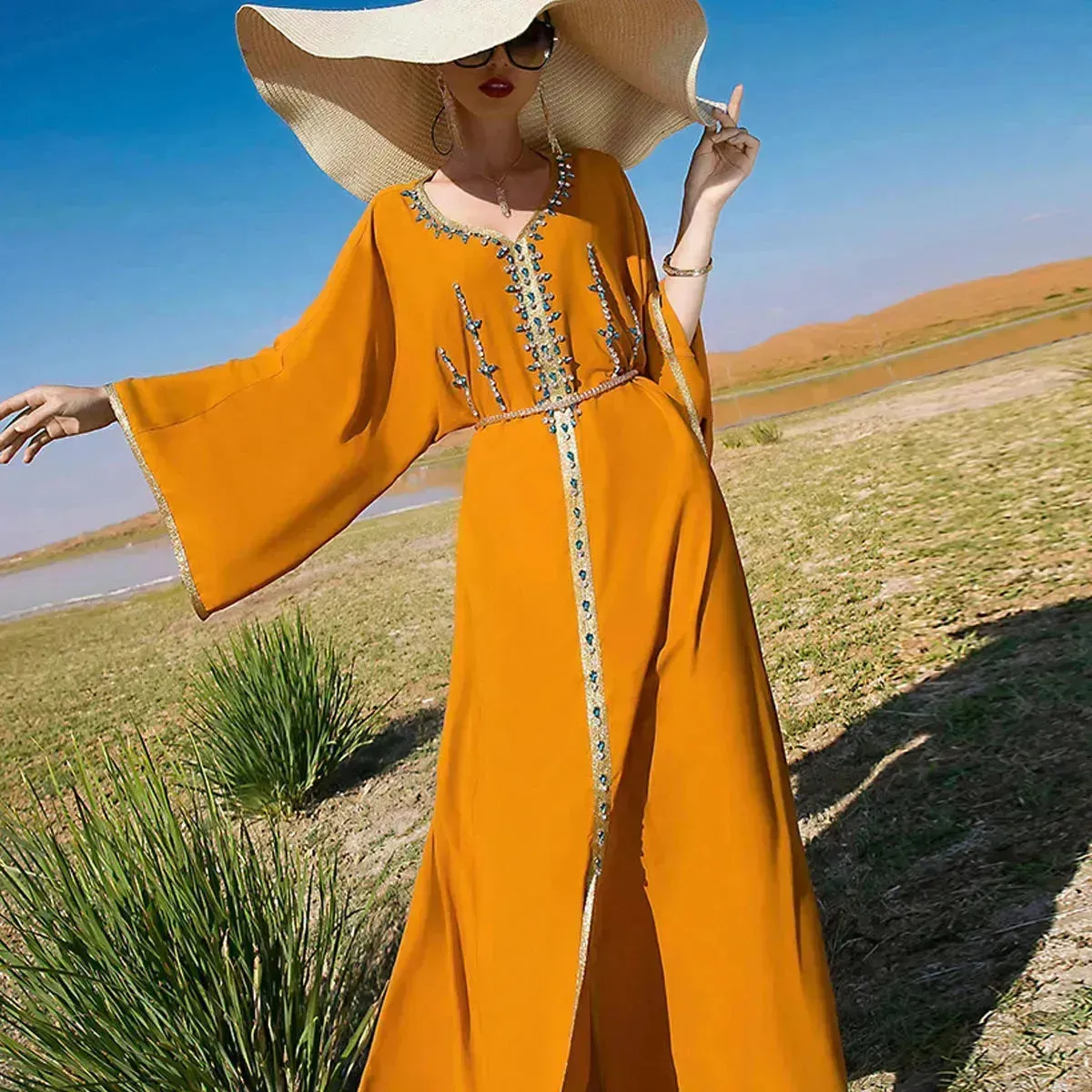 Luxury Hand-stitched Diamond Sleeve Dress Middle East Dubai Abaya Dress Fancy Summer Abaya Turkey Embellished Abaya dress