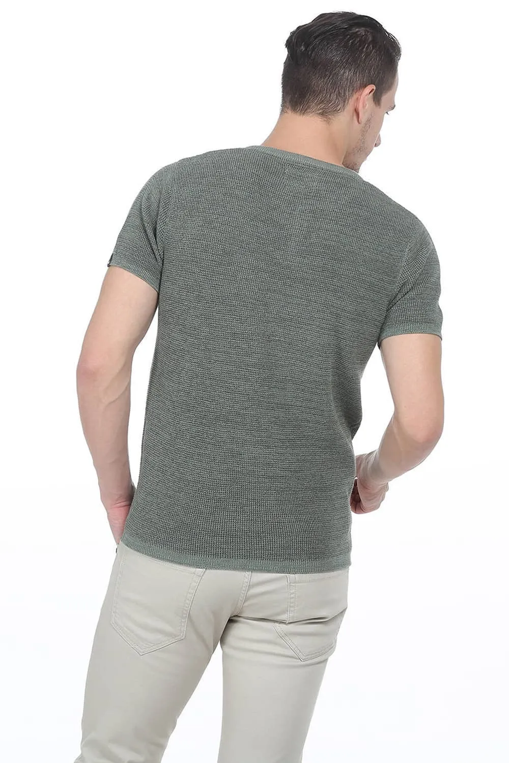 Muscle Fit Henley T.shirt