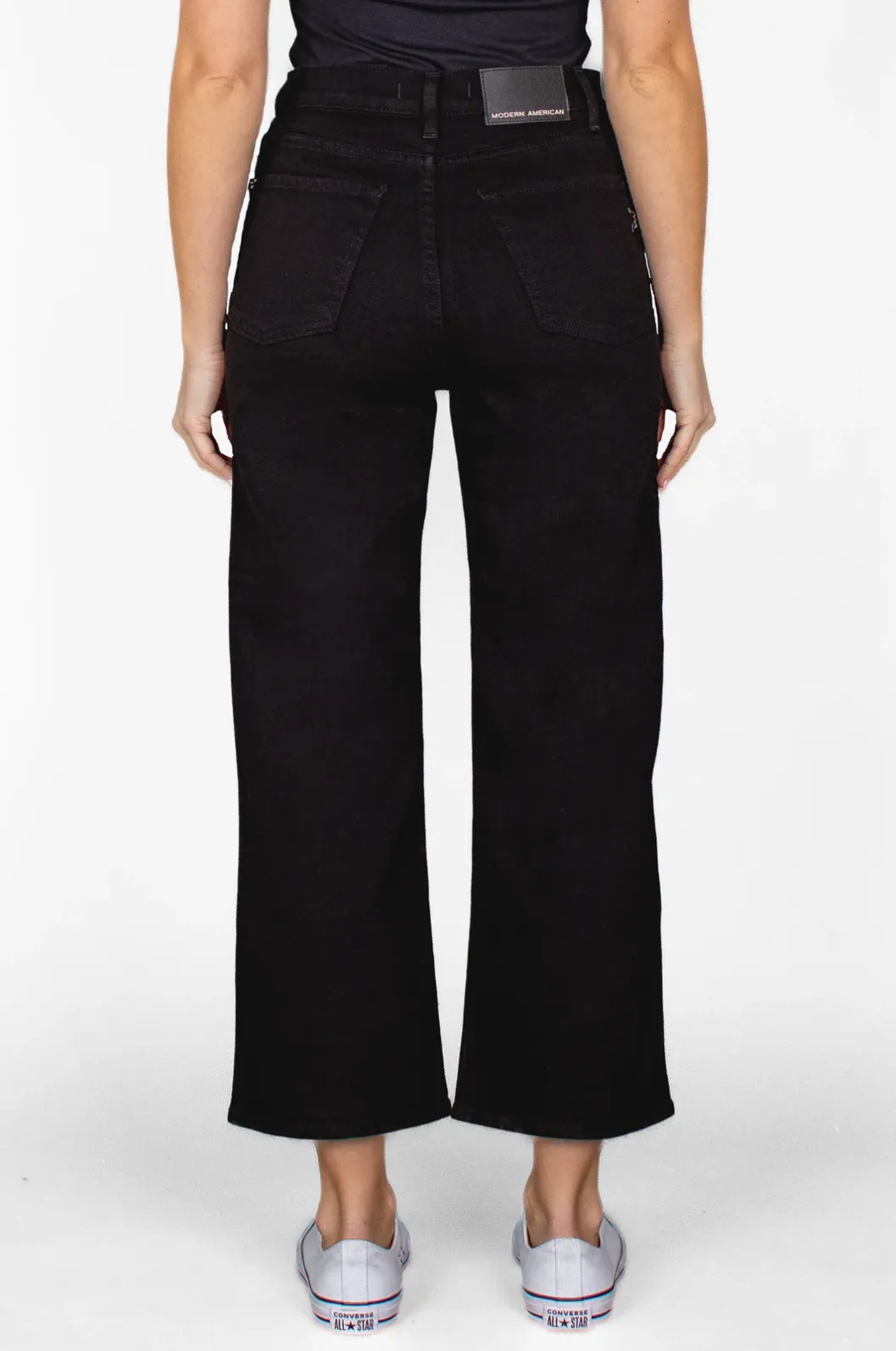 SAVANNAH WIDE LEG JEAN IN FOREVER BLACK