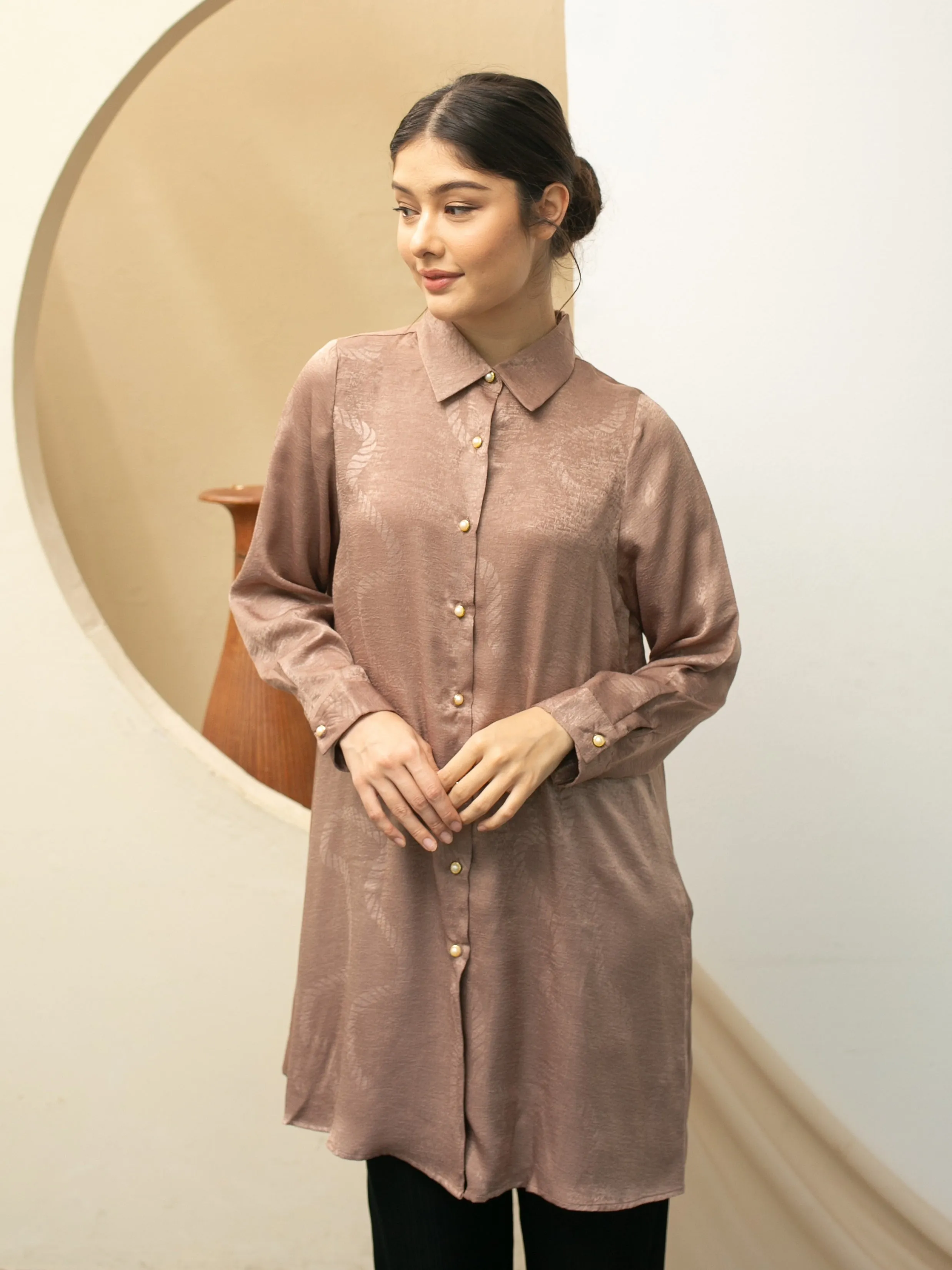 Soera Satin - Mocca