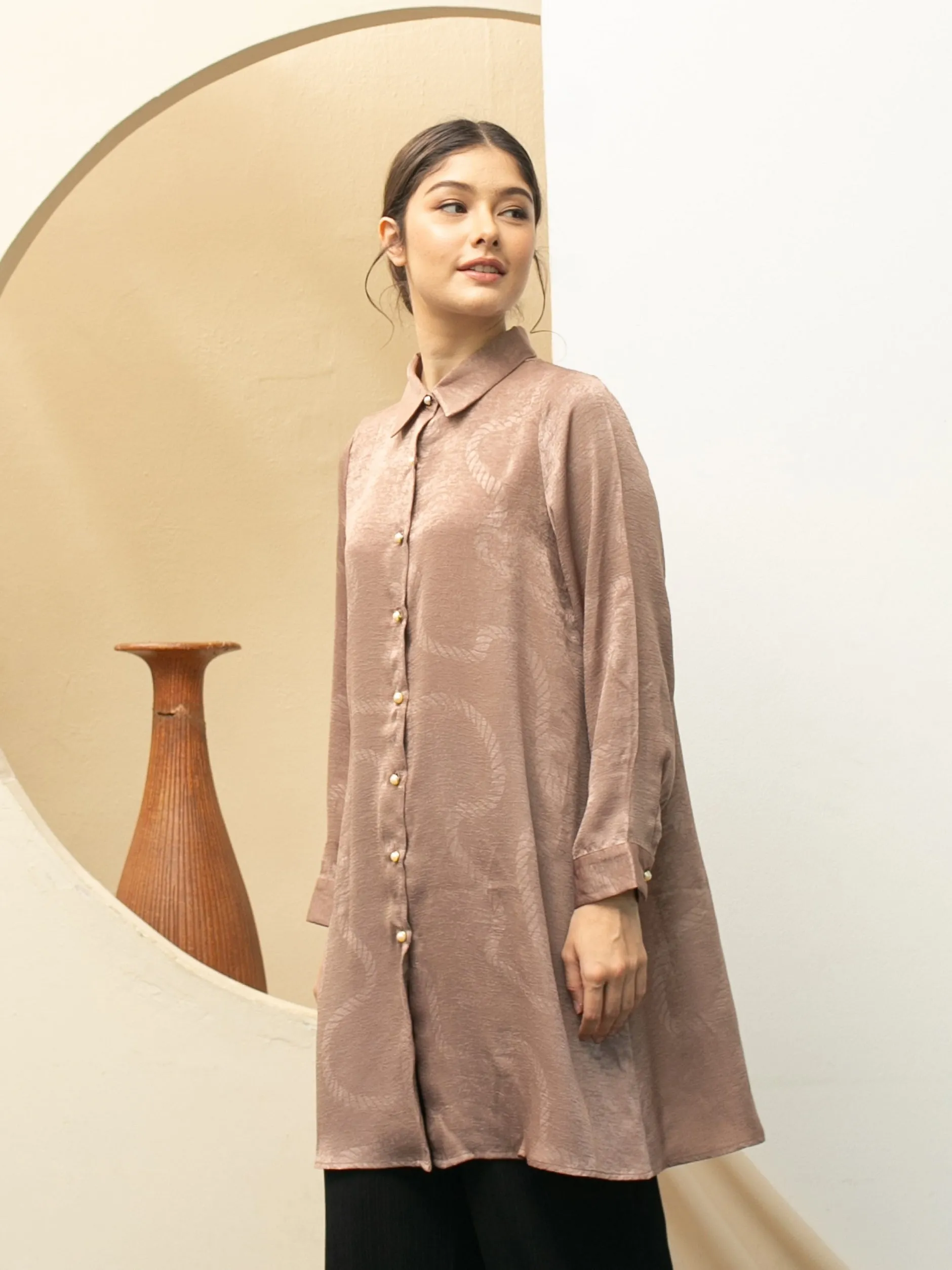 Soera Satin - Mocca