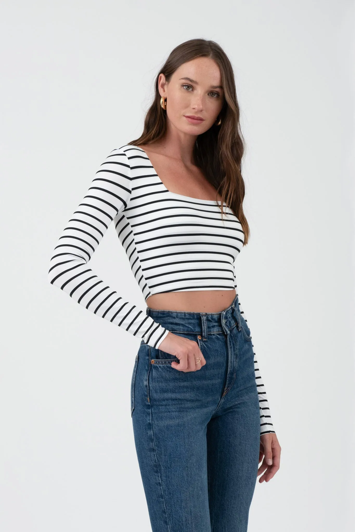 SQUARE NECK STRIPED LONG SLEEVE CROPPED KNIT TOP