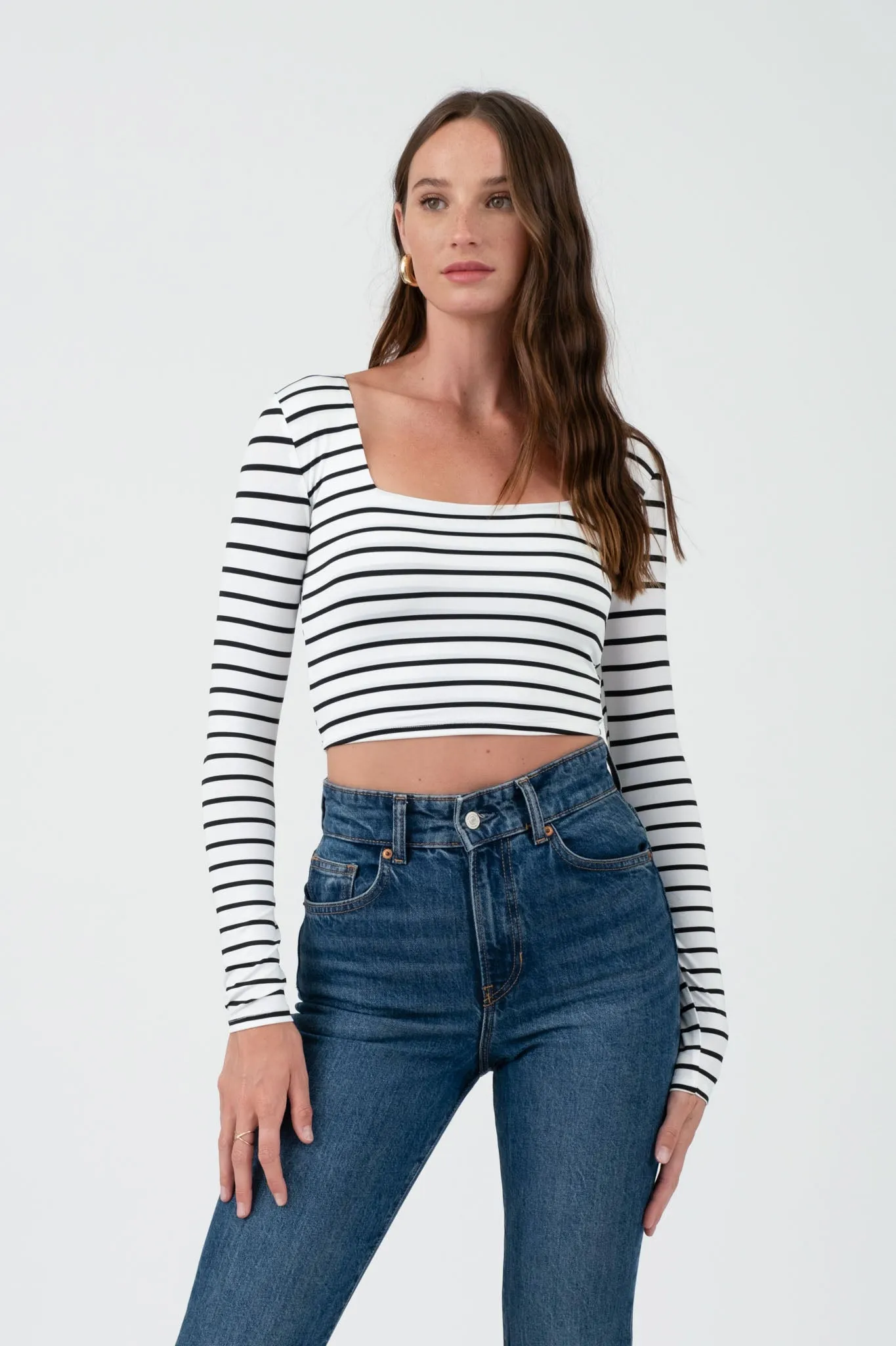 SQUARE NECK STRIPED LONG SLEEVE CROPPED KNIT TOP