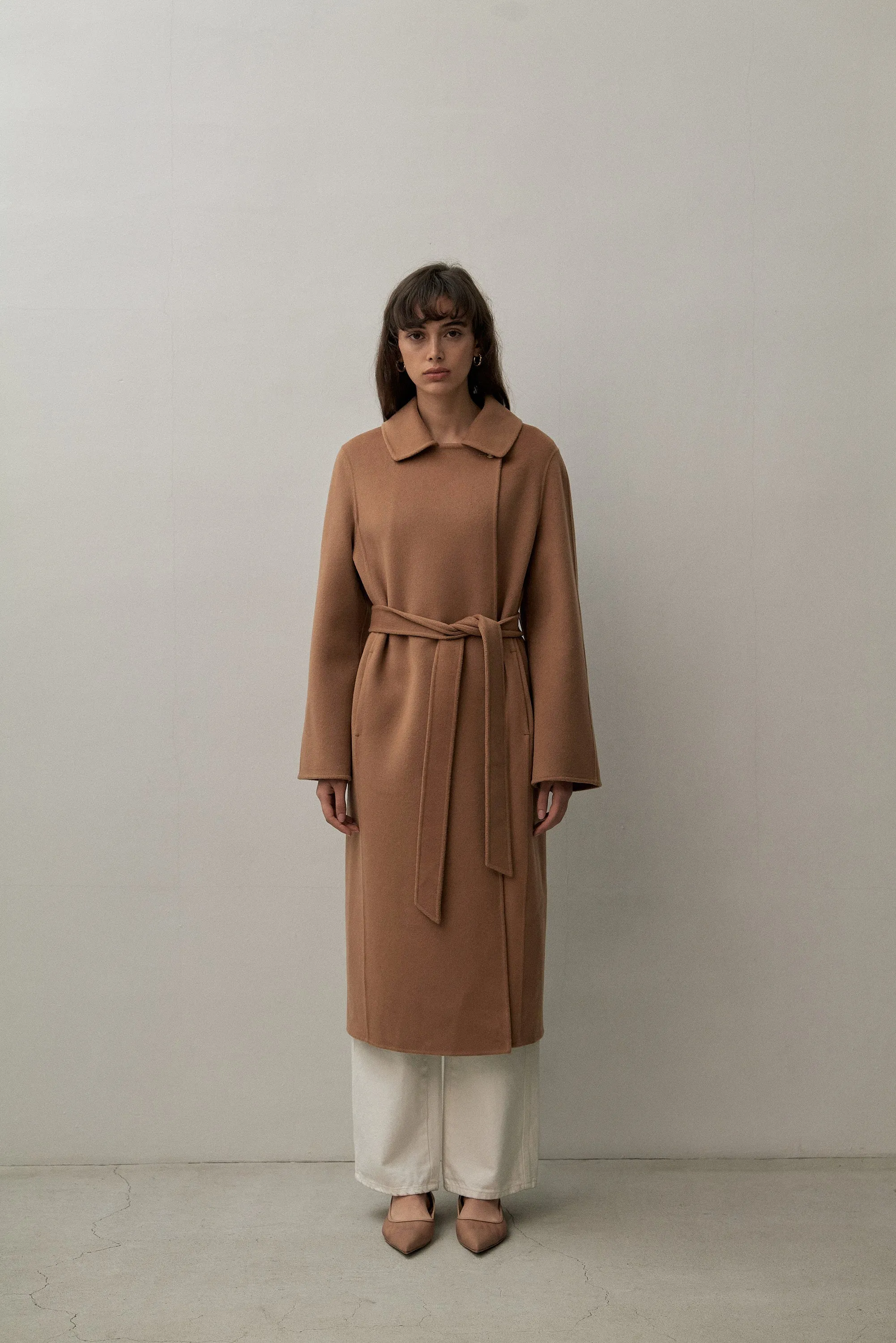 THE TAILORED COAT - CAMEL